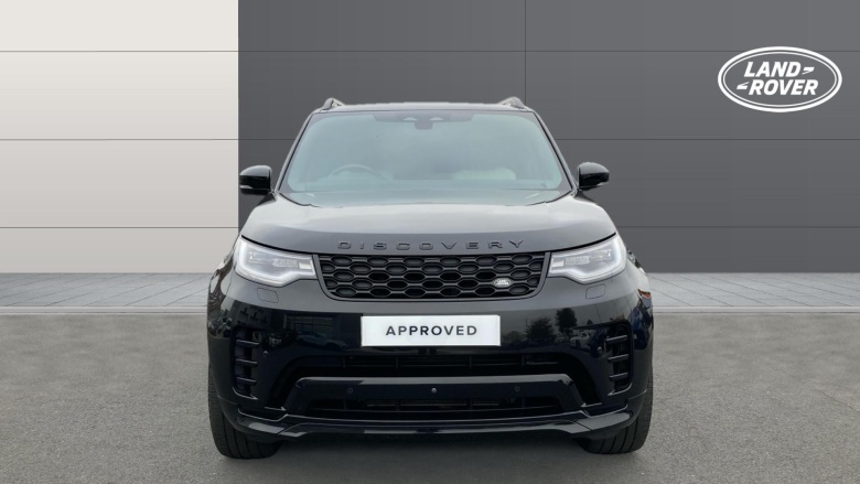 Land Rover Discovery 3.0 D300 Dynamic SE 5dr Auto Diesel Station Wagon